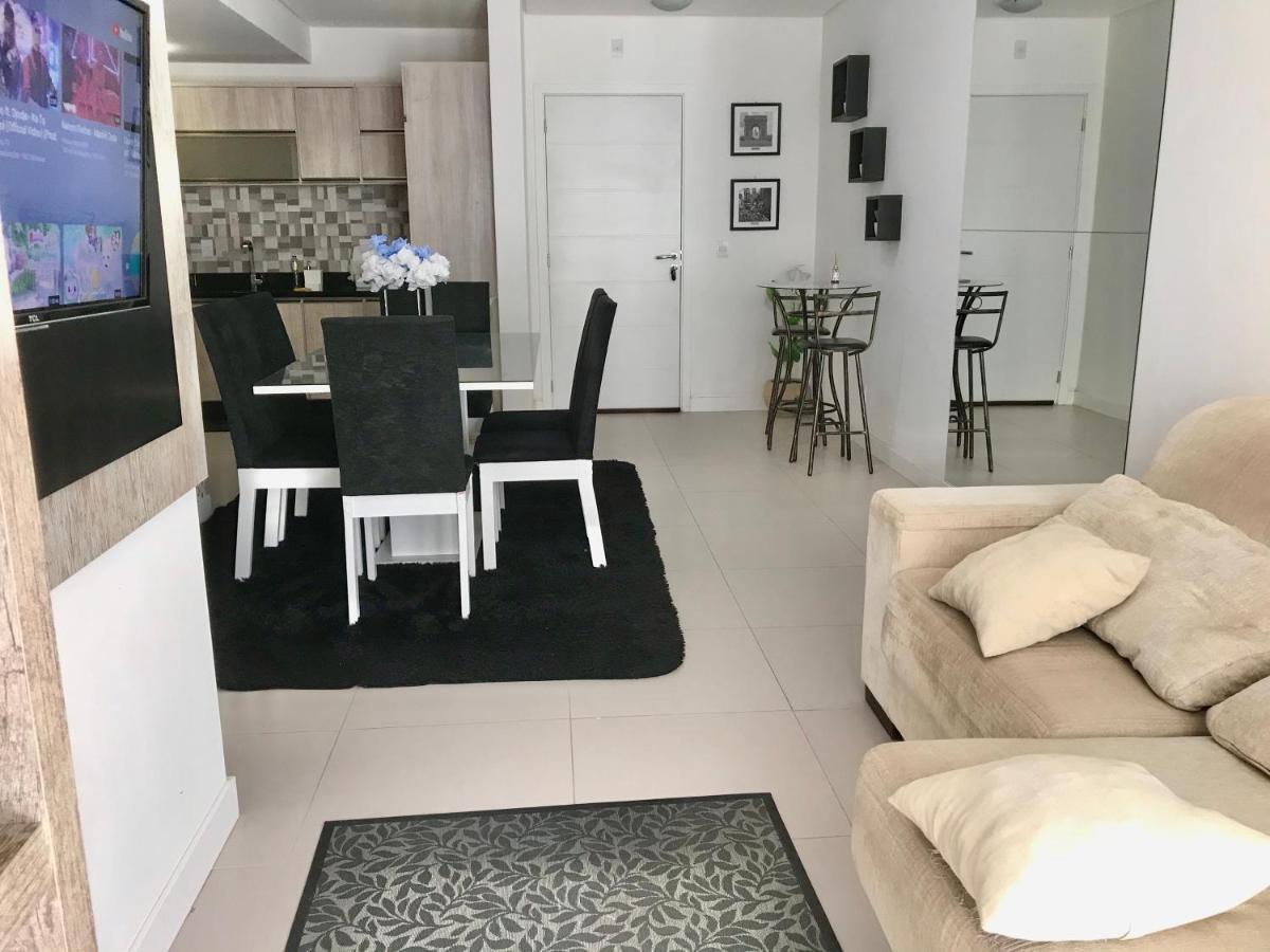 Maravilhoso Em Na Dos Ingleses Com Piscina Apartamento